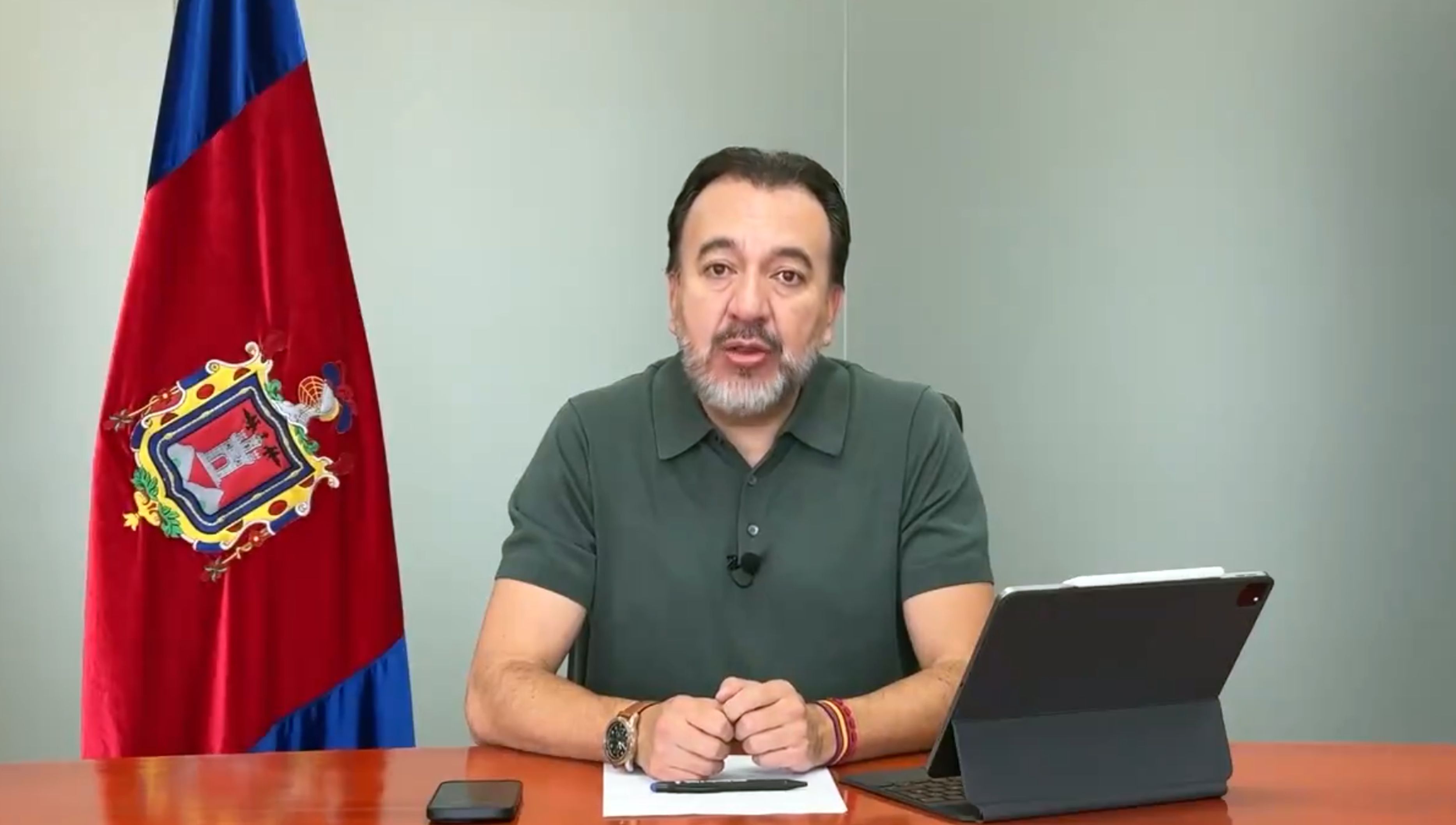Alcalde Pabel Muñoz confirma reestructuración municipal con 14 cambios