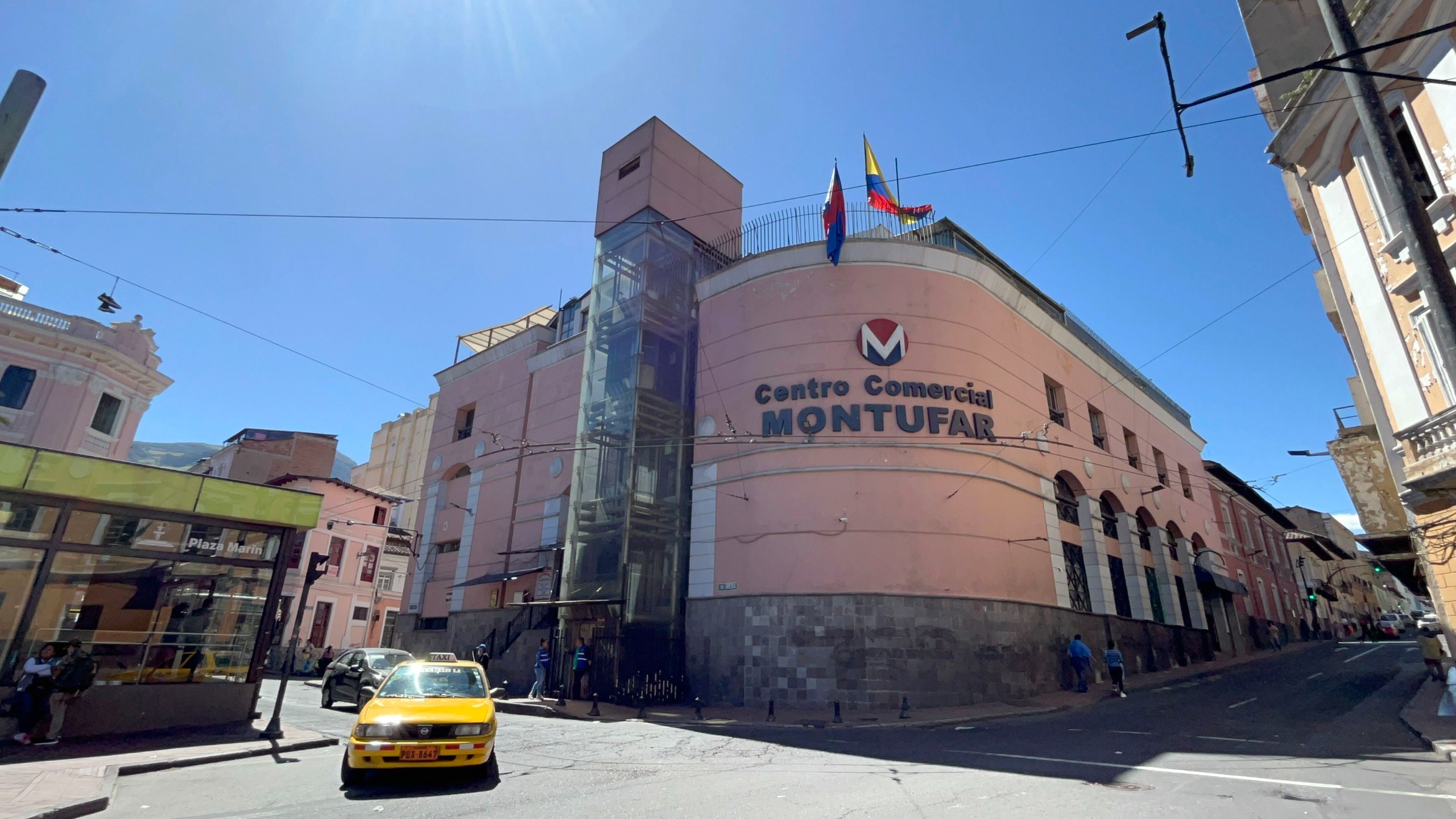 Influencer ubicó su teléfono robado en el centro comercial Montúfar, en ...